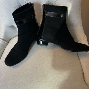 Aquatalia Chic Black Ankle Boots